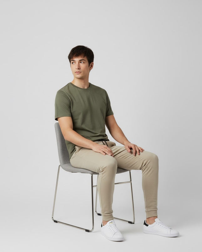 Jogger Hombre Esencial Marfil