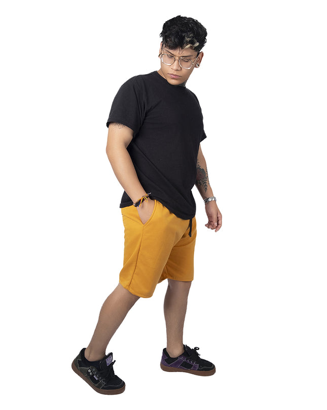 Pantaloneta para hombre en algodon esencial mostaza